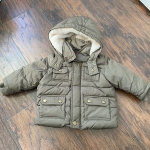 Olive green heavily insulated jacket, excellent condition
